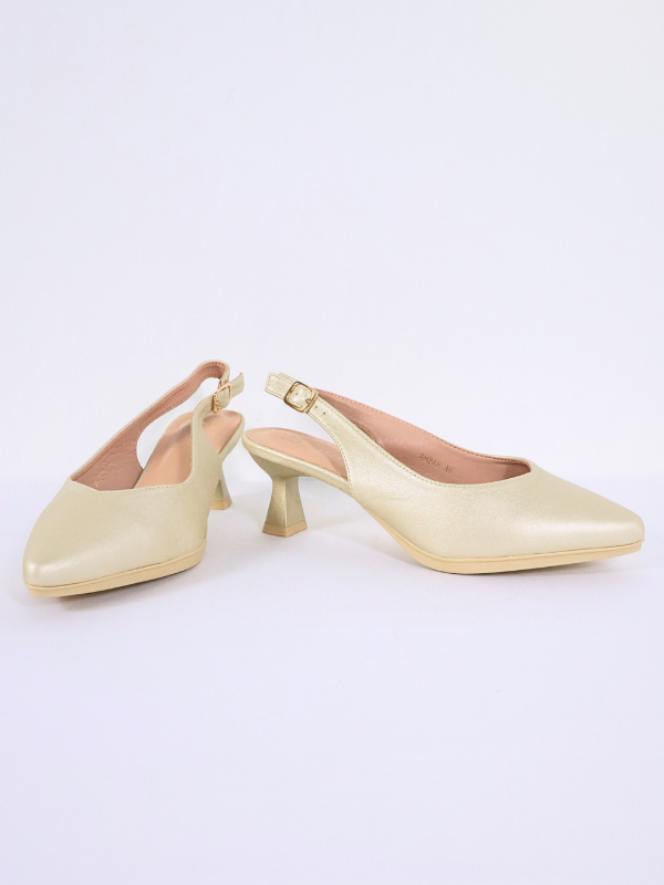 Sandalia tacón bajo - dorado