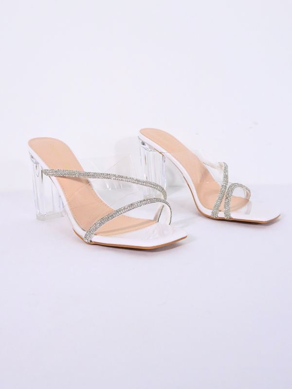 Sandalia tacón transparente