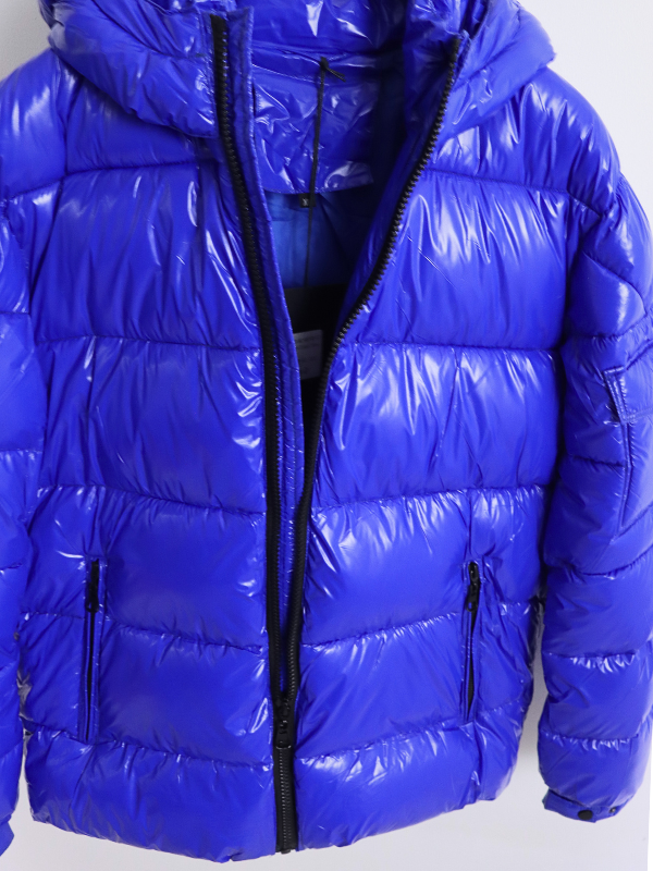 Abrigo azul - hombre