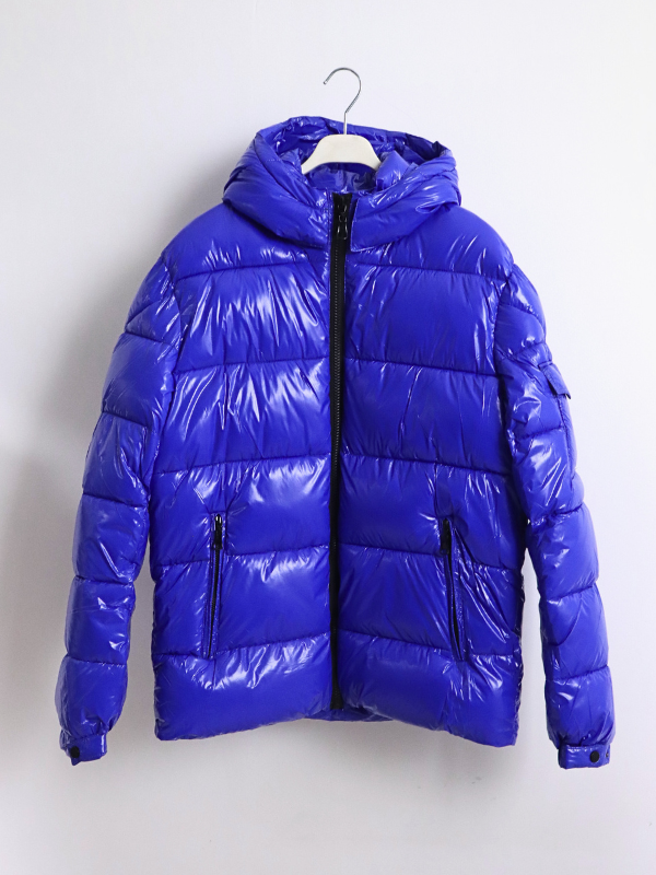 Abrigo azul - hombre