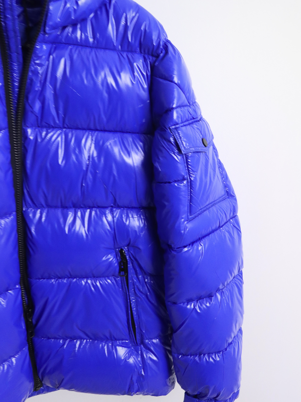 Abrigo azul - hombre