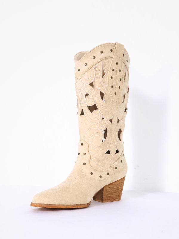 Botas de moda con diseño calado para...