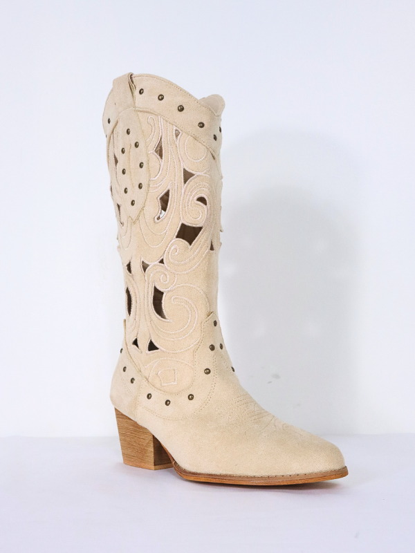 Botas de moda con diseño calado para...