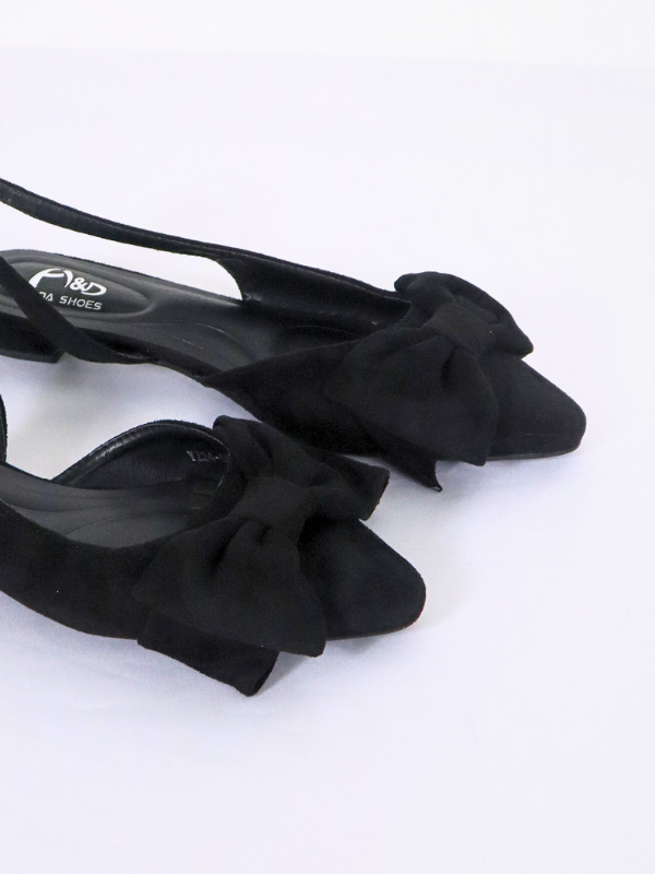 Zapato plano con lazo