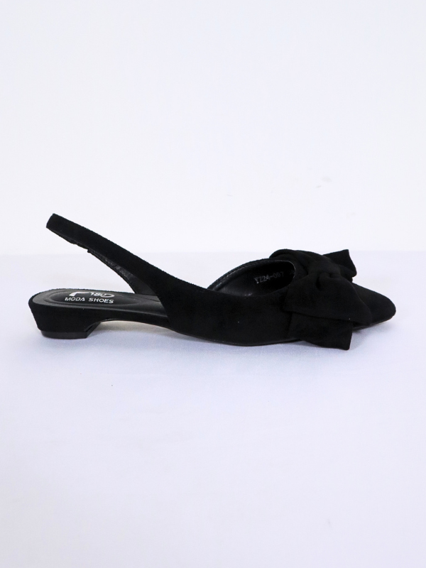 Zapato plano con lazo