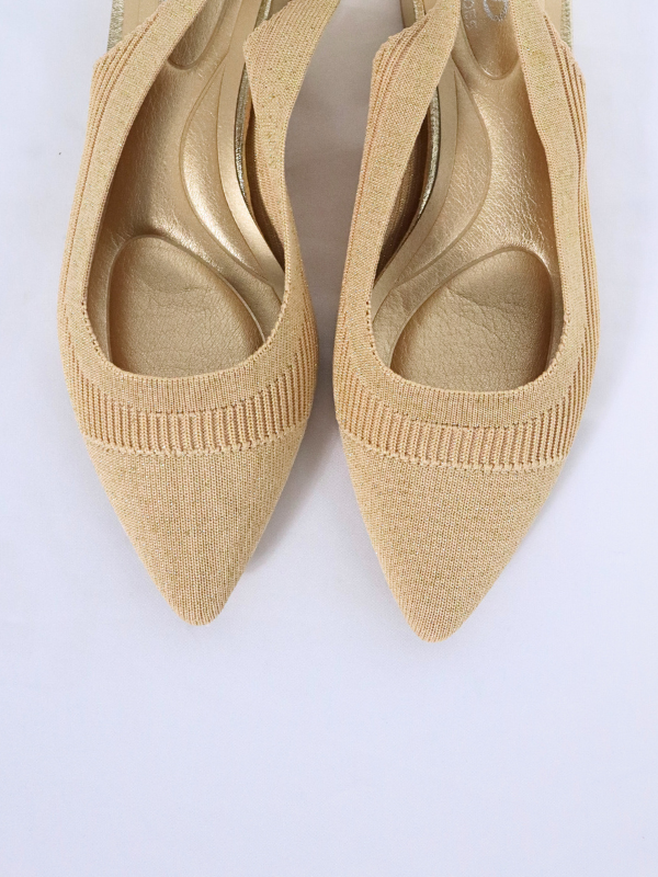 Zapato tacón bajo - dorado