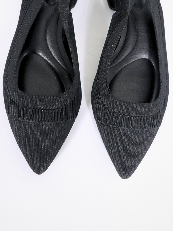 Zapato con tacón bajo - negro