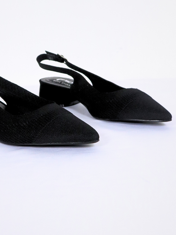 Zapato con tacón bajo - negro