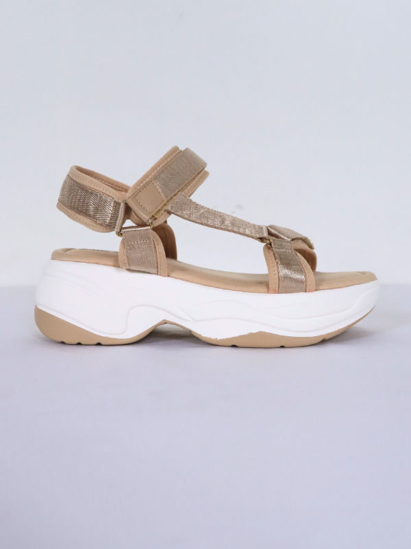 Sandalia track piso grueso...