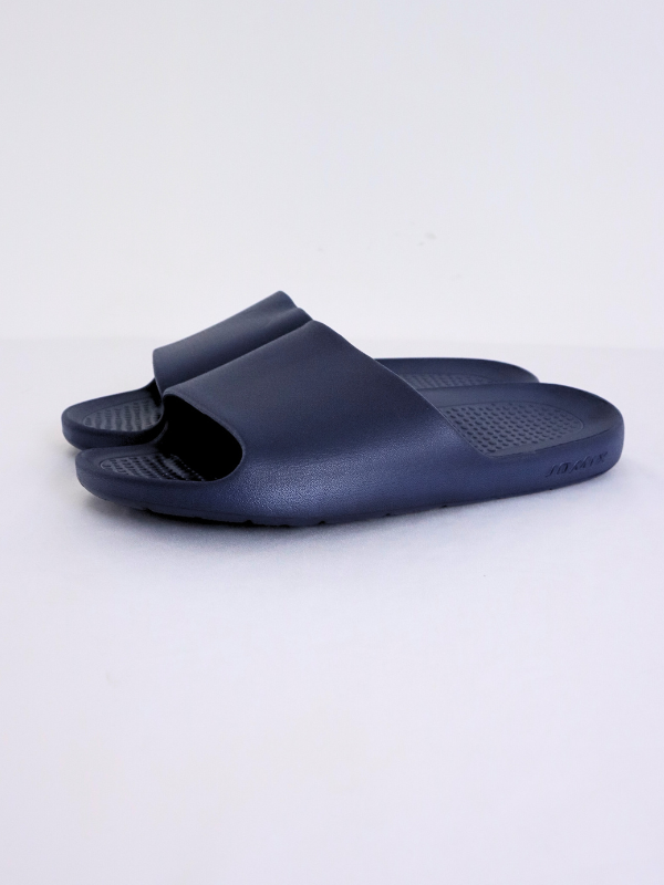 Zapatillas sencillas y de secado...