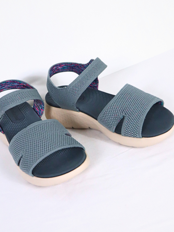 light sports sandal 2