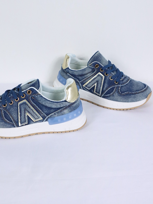 Women's wedge sneakers