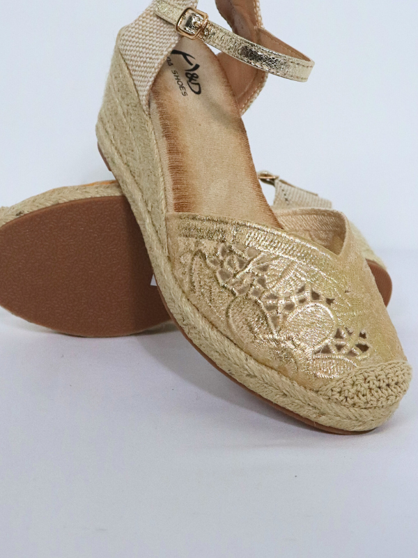 Sandalias dorado huecas de tacón de...