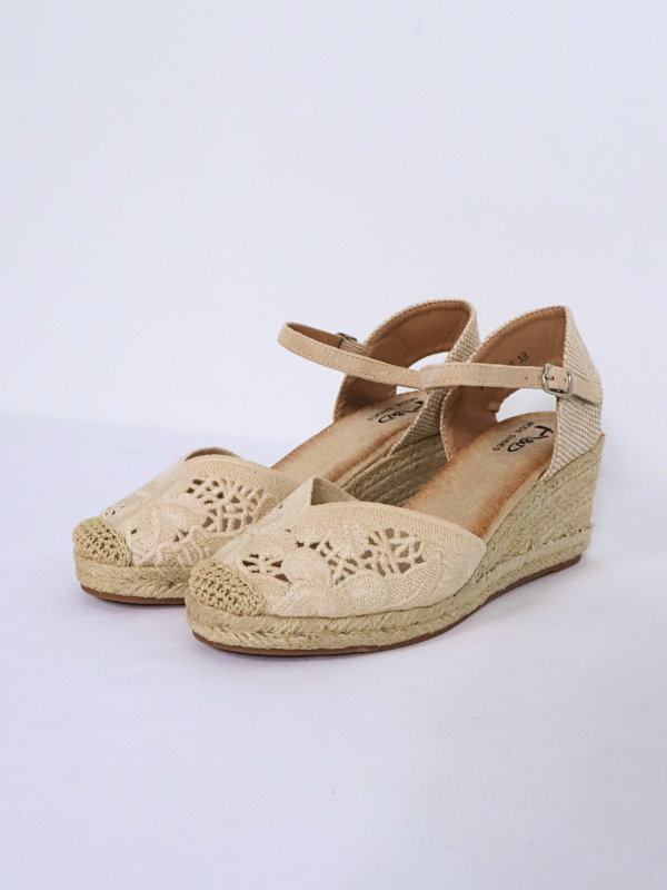 Sandalias beige huecas de... 2