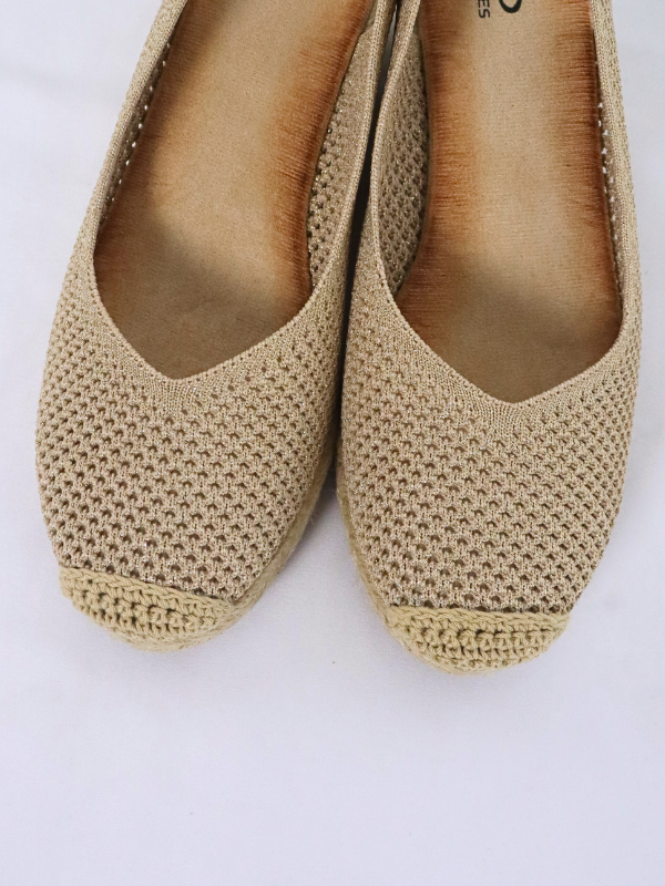 Sandalias cómodas con cuña y...