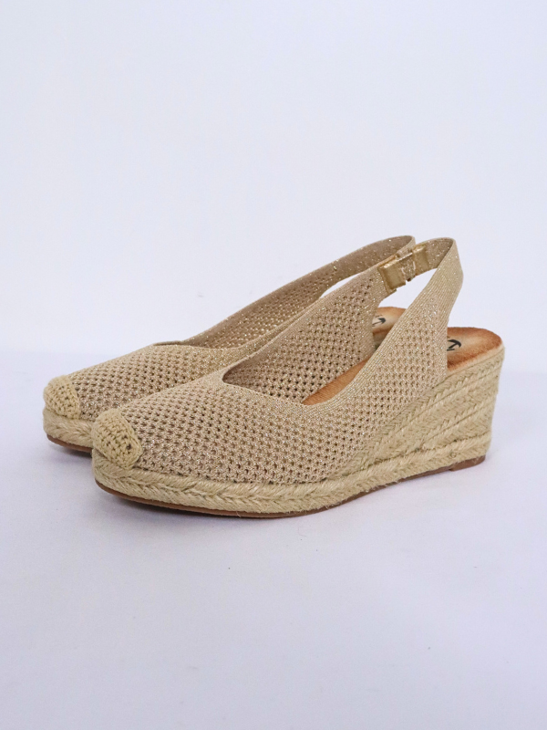 Sandalias cómodas con cuña... 2