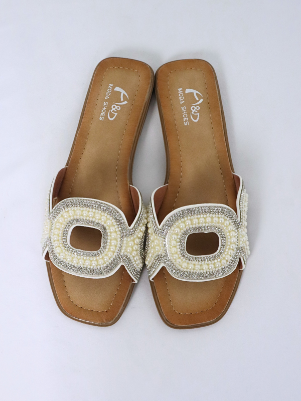 Sandalias planas con estilo con...