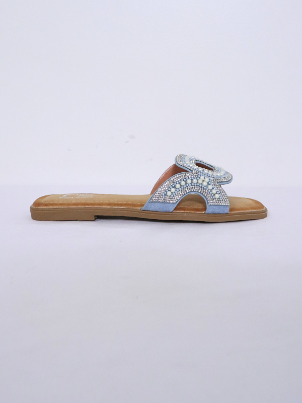 Sandalias planas con estilo...