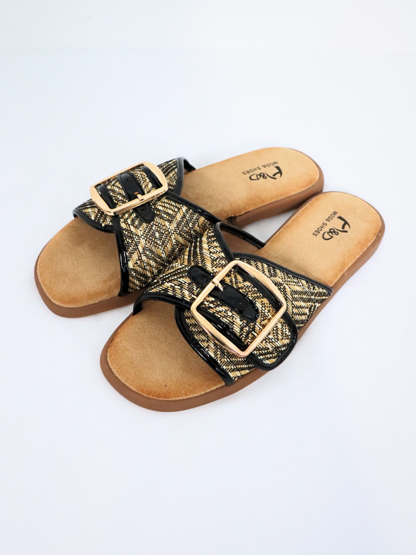 Sandalia plana de verano de ancho...