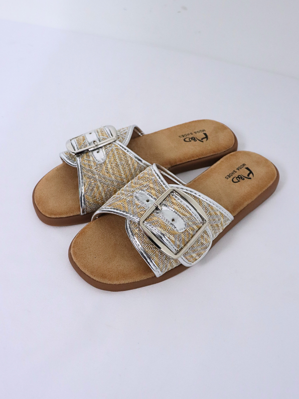 Sandalia plana de verano de ancho...