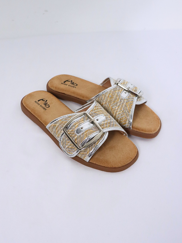 Sandalia plana de verano de ancho...