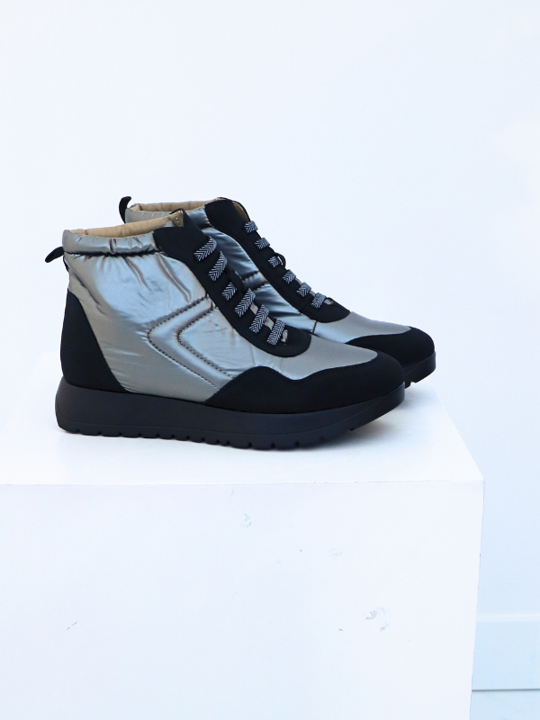 Botín impermeable suela ligera