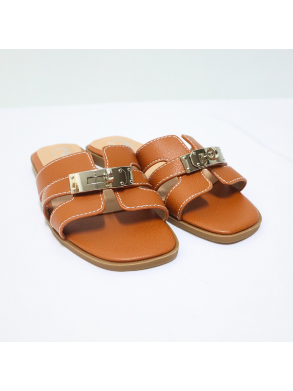 Sandalias de verano a la moda con...