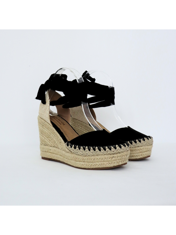 Sandalias de cuña con tiras