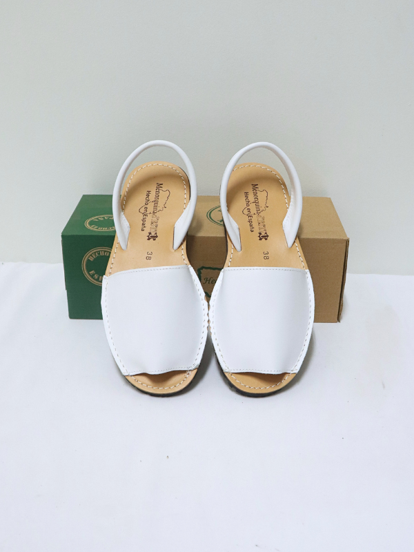 Sandalias Menoquina Planas con Punta...