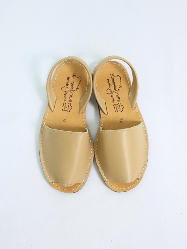 Sandalias Menoquina Planas con Punta...