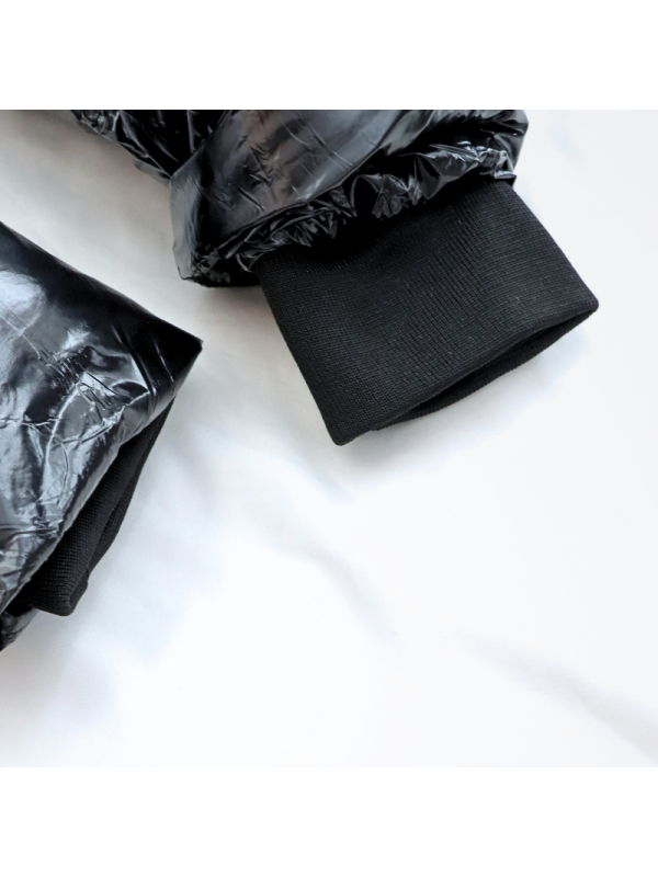 Abrigo charol liso con capucha para...