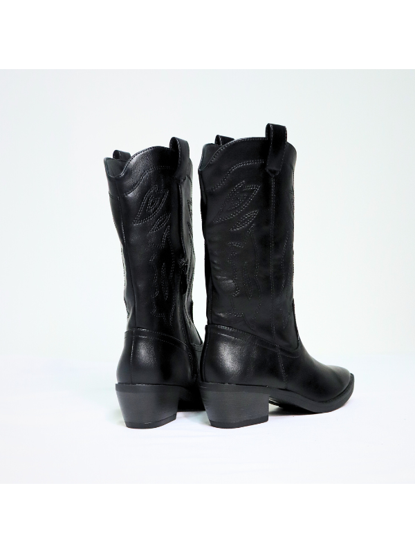 Botas cowboy con tacón bajo