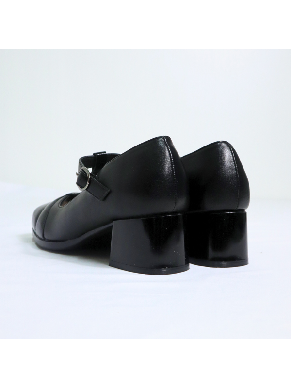 Zapatos de moda con hebilla metálica...