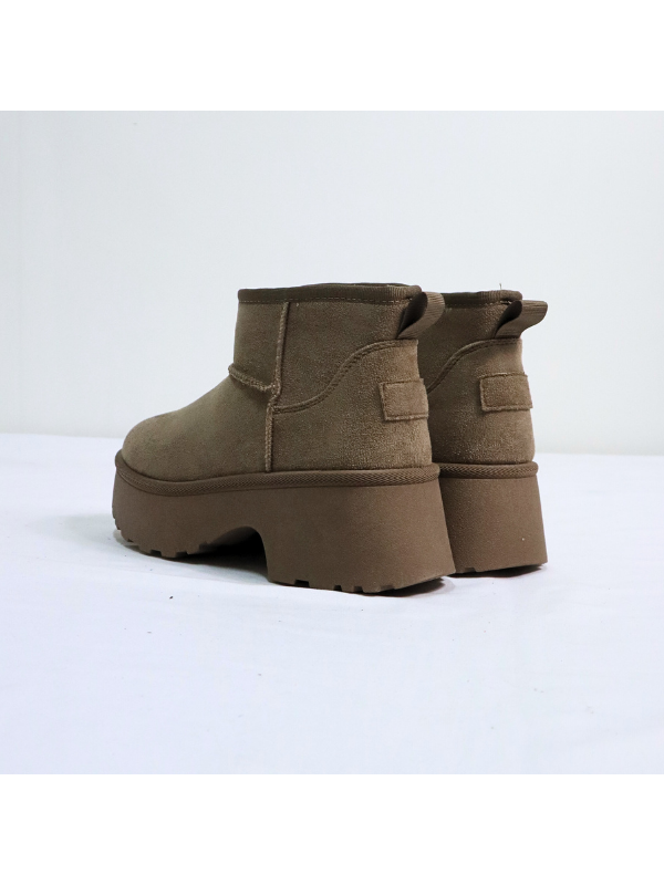 Botas de nieve de moda con tacón de 6...