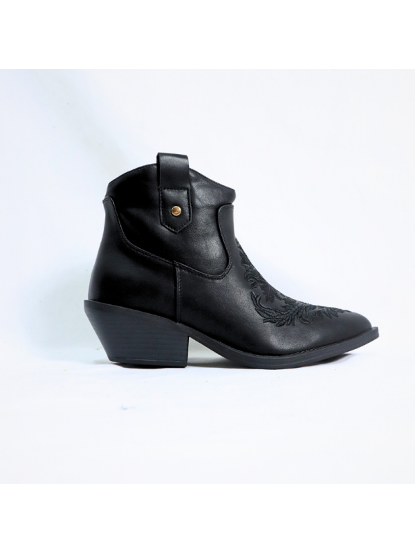 Botín cowboy con tacón bajo