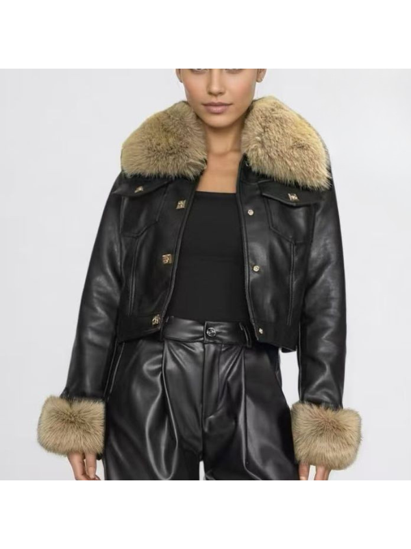 Chaqueta corta y moderna...