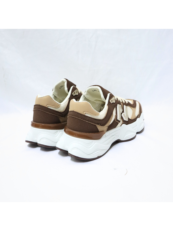 Zapato deportiva para mujer