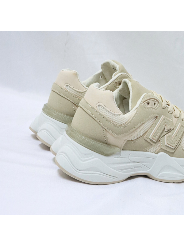 Zapato deportiva para mujer