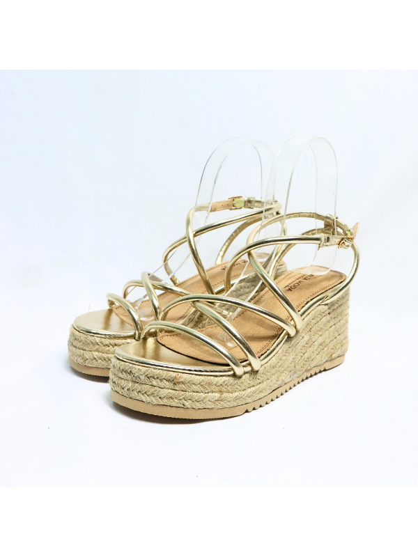 Sandalias de verano con diseño...