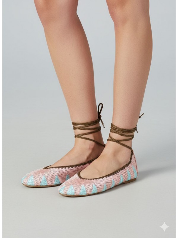 Zapatos planos con diseño de cordones...