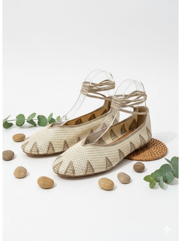 Zapatos planos con diseño de cordones...