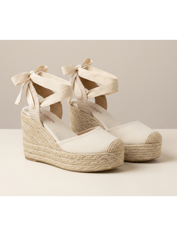 Sandalias de Plataforma con Cordones...