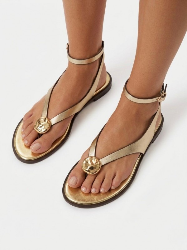 Sandalias planas cómodas y elegantes...