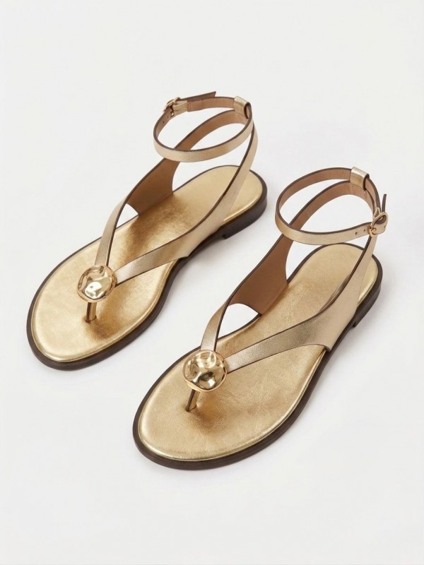 Sandalias planas cómodas y elegantes...
