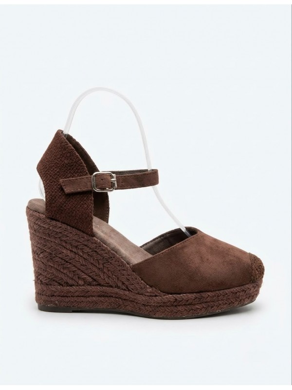 Sandalias con cuña - Marrón