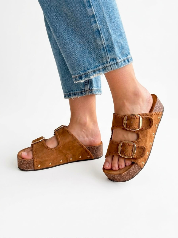 Sandalias de moda con plataforma y...