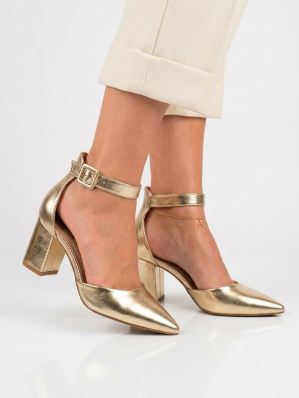 Zapatos con tacón de 4cm