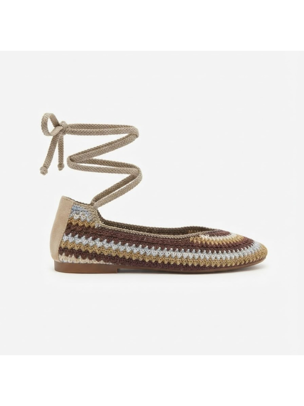 Zapatos Planos con Cordones...