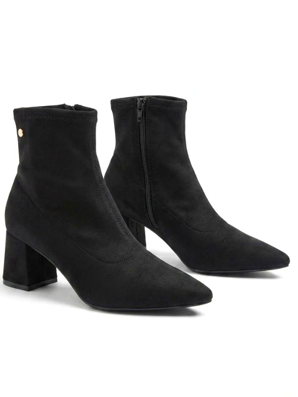 Botines de tacón bajo de 6 cm y punta...