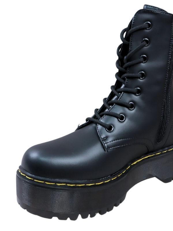 Botines suela gruesa con cremallera y...